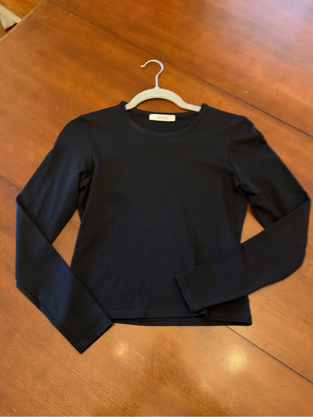 ESSE Black Long Sleeve Fitted Tee Size 10